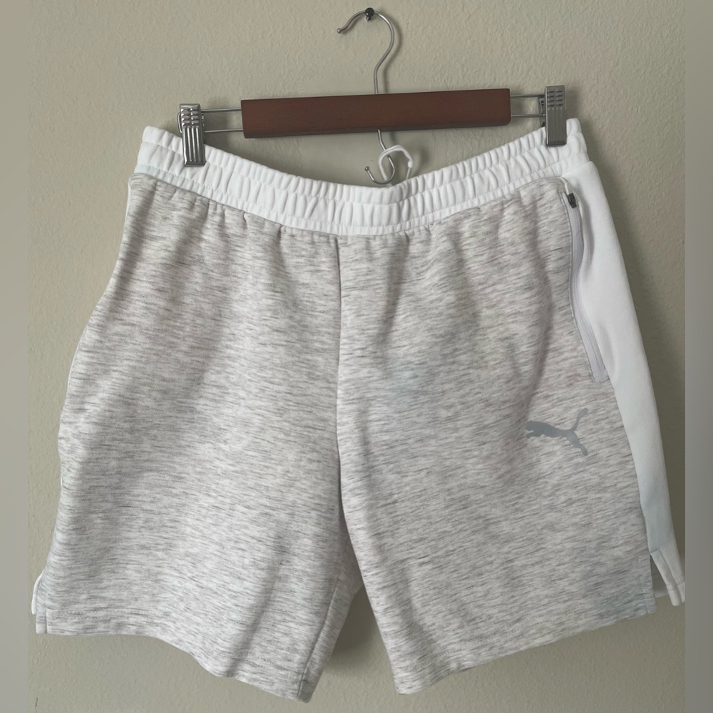 Puma Men's Light Gray Athletic Shorts